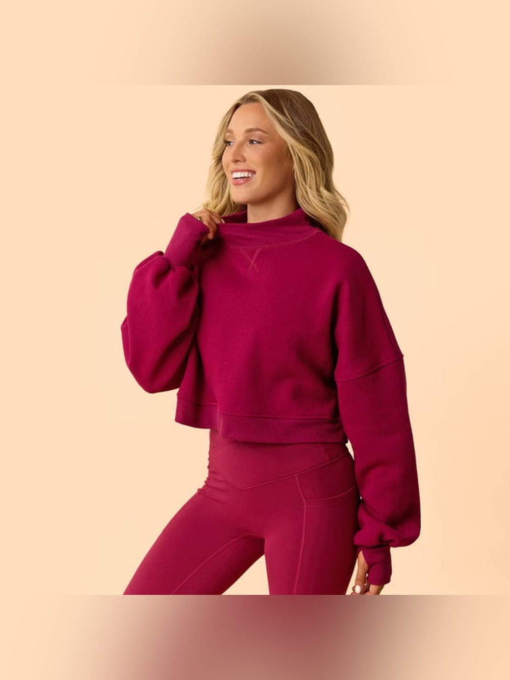 Blogilates Women's Marshmallow Mockneck Sweatshirt - Burgundy